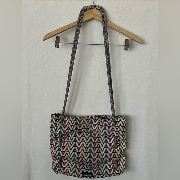 Kavu Neon Colorful Chevron Pattern Shoulder Bag - Multicolor - Picture 2 of 16